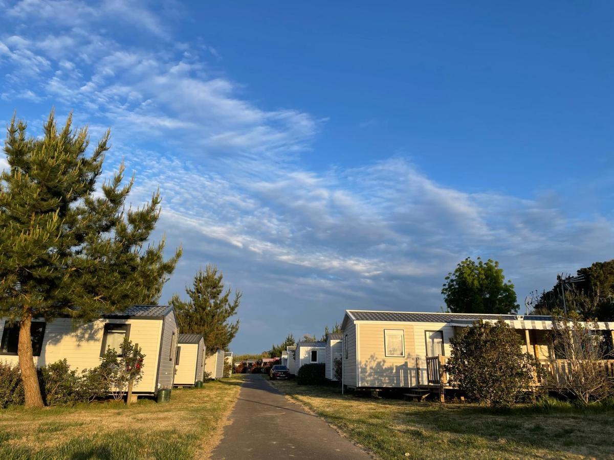 Camping Le Village de la Mer Les Moutiers Esterno foto